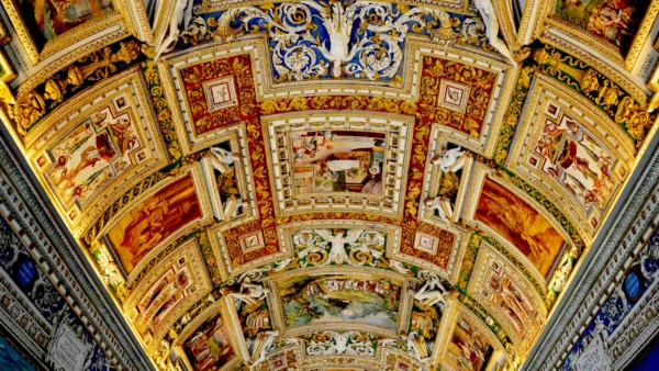 Vatican Museum, Sistine Chapel, and St. Peter's Basilica | Fast-Track | Guided Regular Tour - Image 5